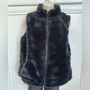 Nicole Miller Reversible Cozy Quilted Faux Fur Insulated Puffer.Size Small